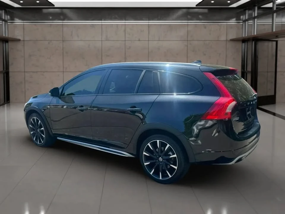 2017 Volvo V60 1st Gen - Image 4 of 19