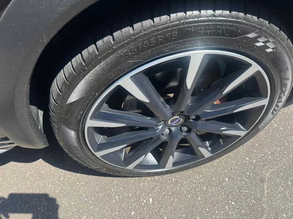 2017 Volvo V60 1st Gen - Image 12 of 19