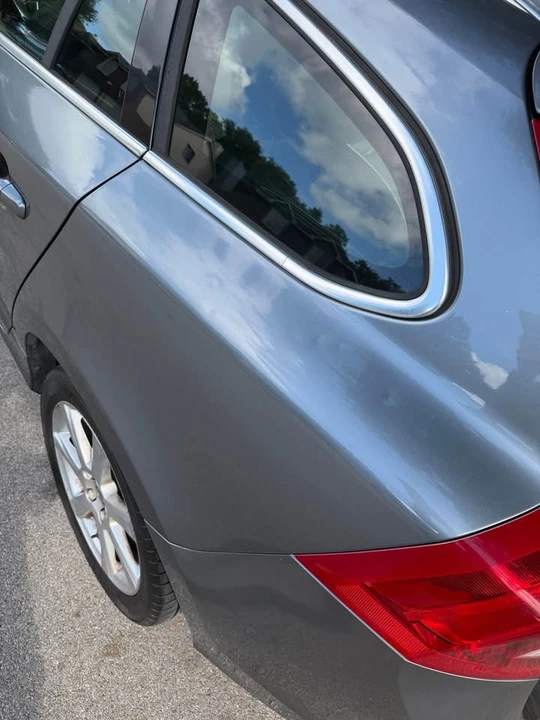 2017 Volvo V60 1st Gen - Image 17 of 19