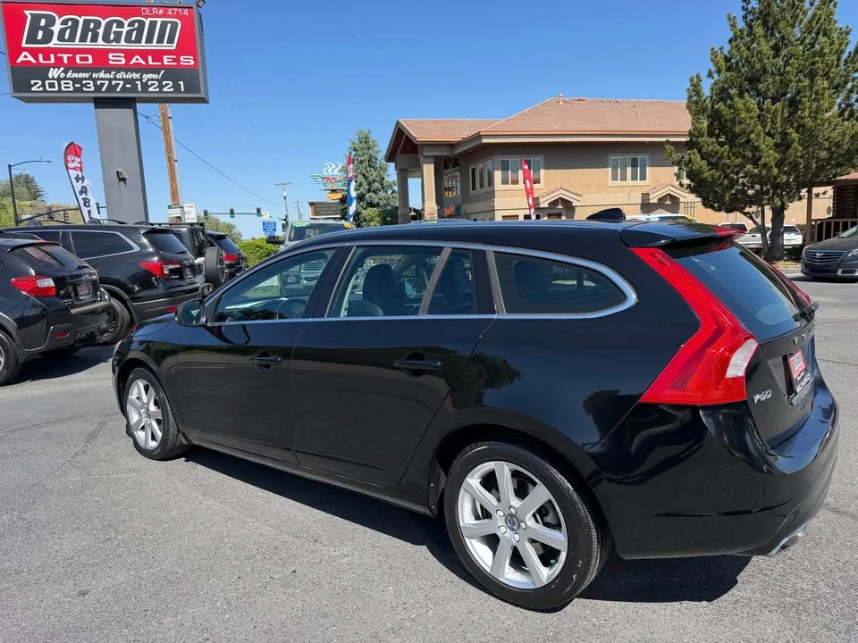 2017 Volvo V60 1st Gen - Image 5 of 21