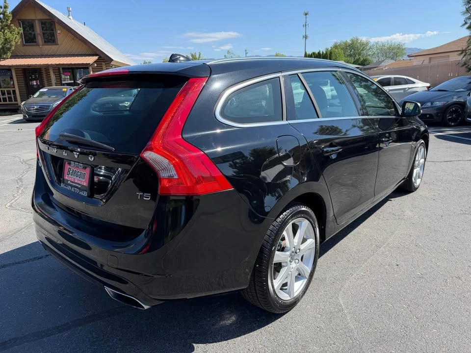2017 Volvo V60 1st Gen - Image 8 of 21