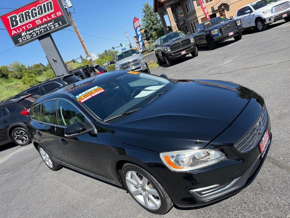 2017 Volvo V60 1st Gen - Image 10 of 21