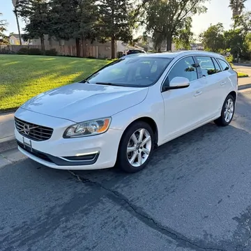 2017 Volvo V60 T5 Premier Wagon 4D