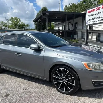 2017 Volvo V60 T5 Premier Wagon 4D