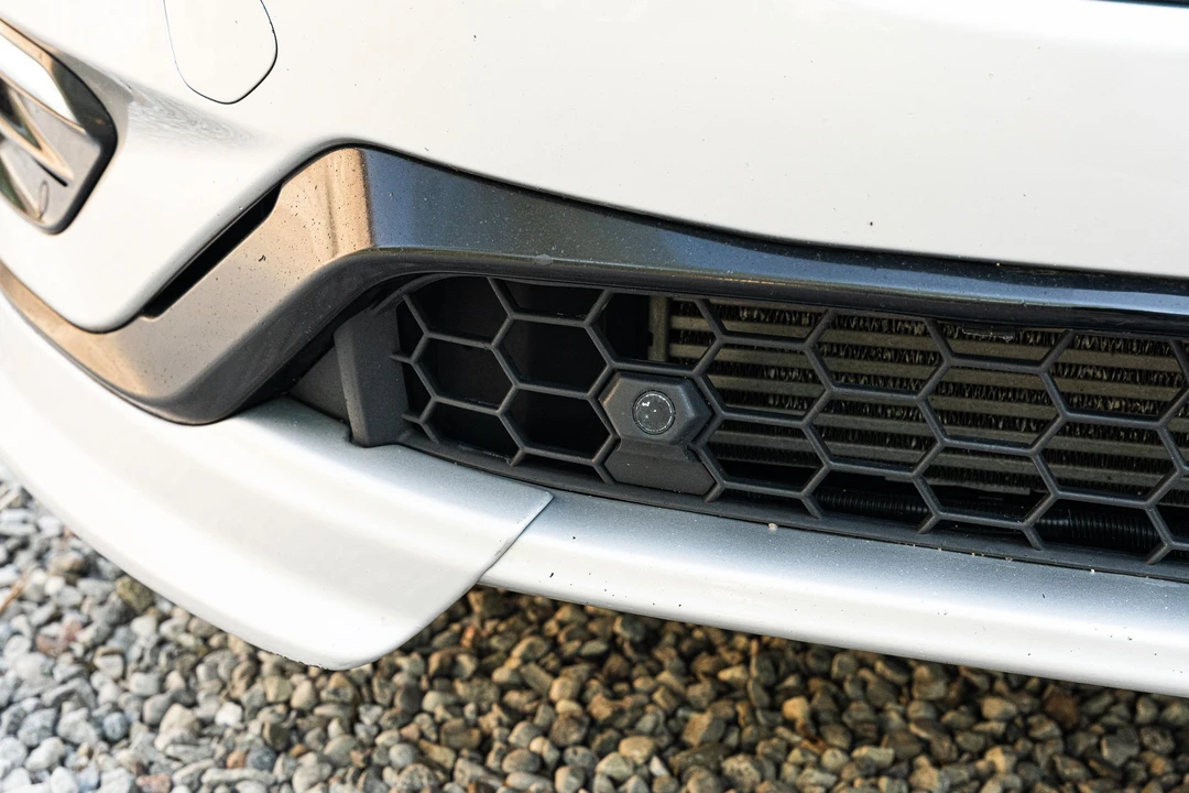 2017 Volvo V60 1st Gen - Image 16 of 31