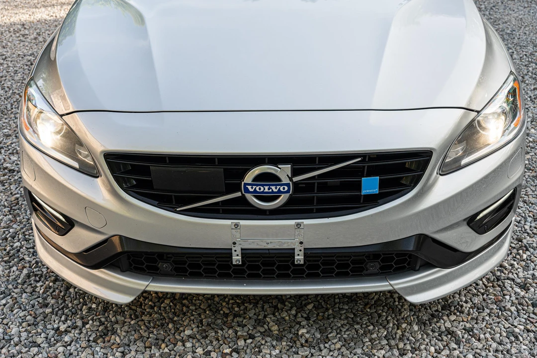 2017 Volvo V60 1st Gen - Image 10 of 31