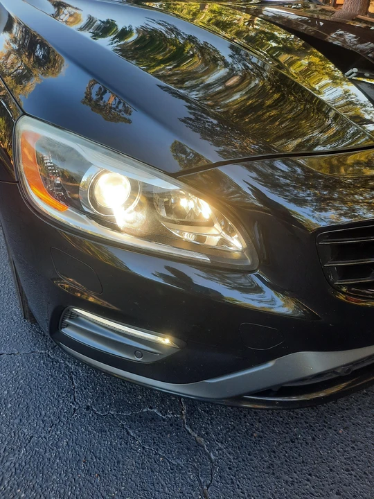 2017 Volvo V60 1st Gen - Image 29 of 31