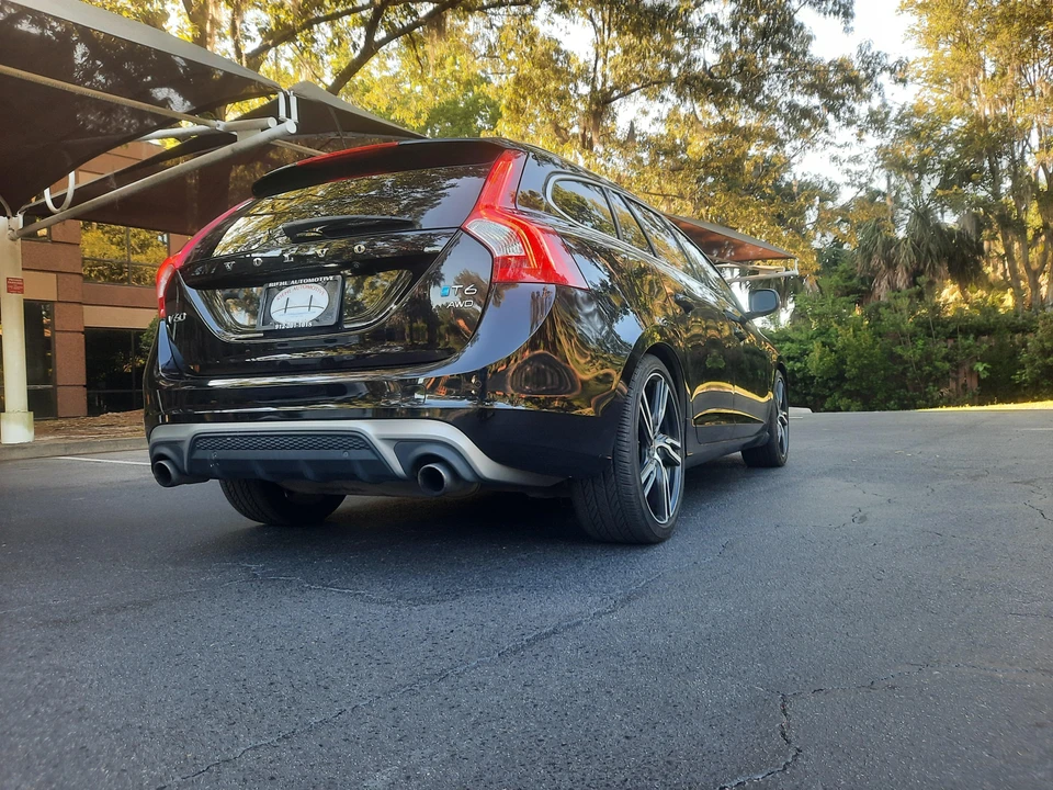 2017 Volvo V60 1st Gen - Image 20 of 31