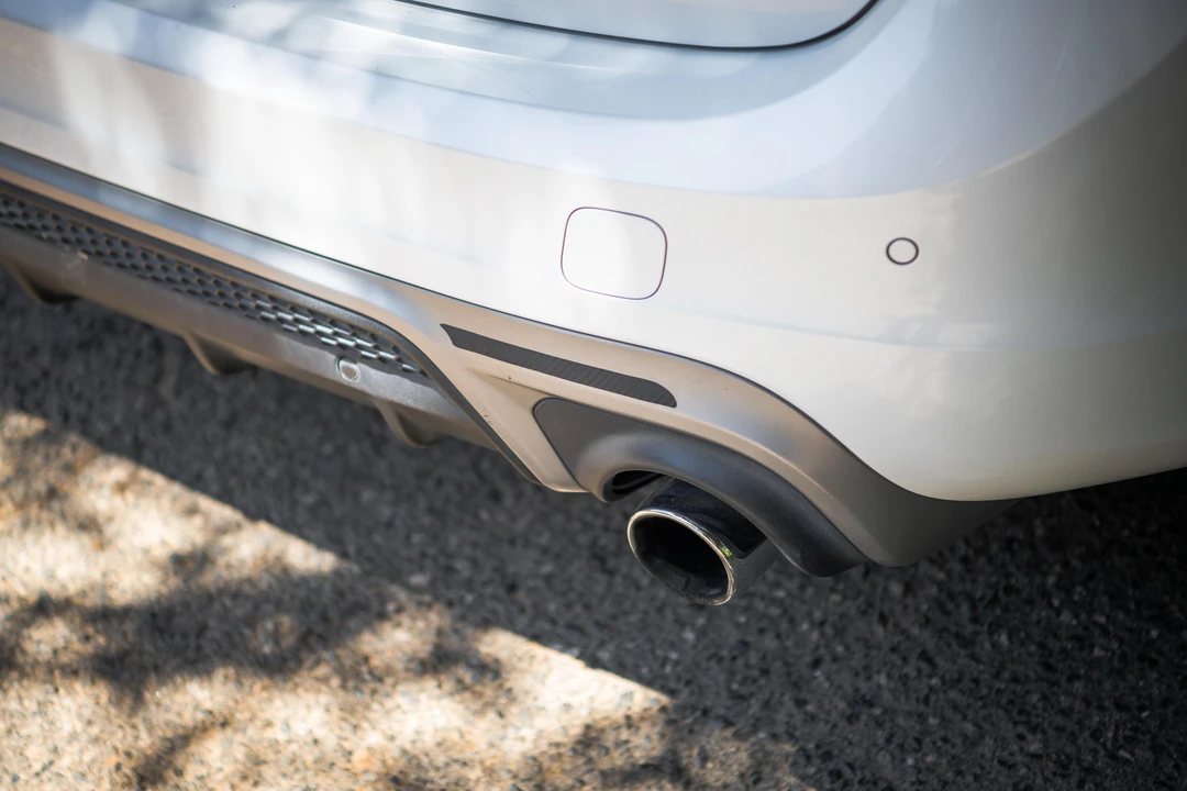 2017 Volvo V60 1st Gen - Image 19 of 31