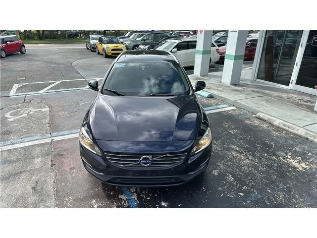 2017 Volvo V60 1st Gen - Image 4 of 21