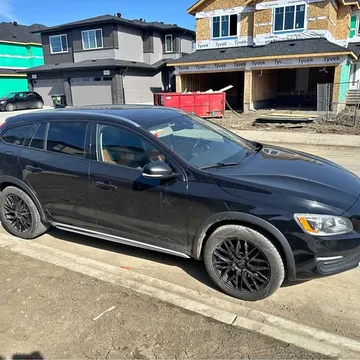 2017 Volvo V60 Cross Country