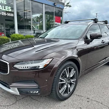 2017 Volvo V90 Cross Country