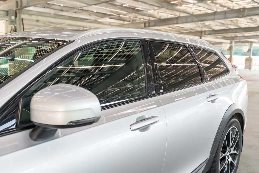2017 Volvo V90 - Image 28 of 31