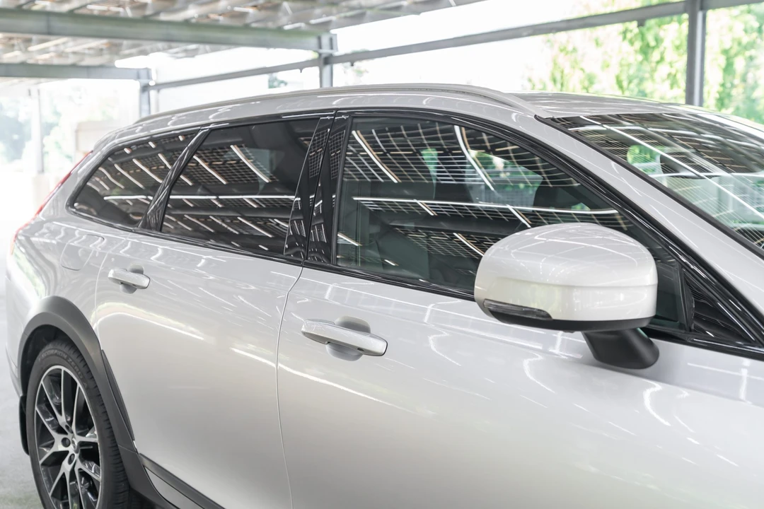 2017 Volvo V90 - Image 27 of 31