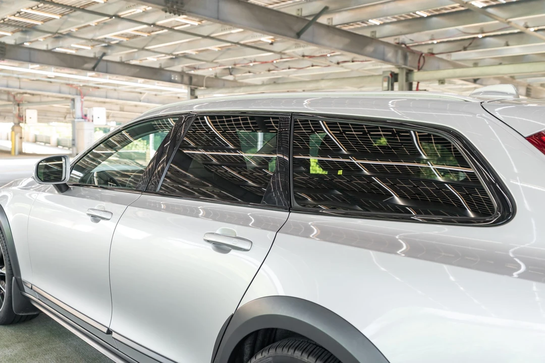 2017 Volvo V90 - Image 29 of 31