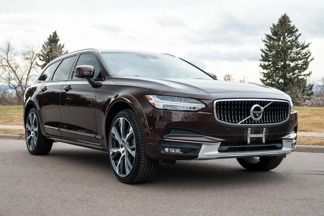 2017 Volvo V90 - Image 11 of 31