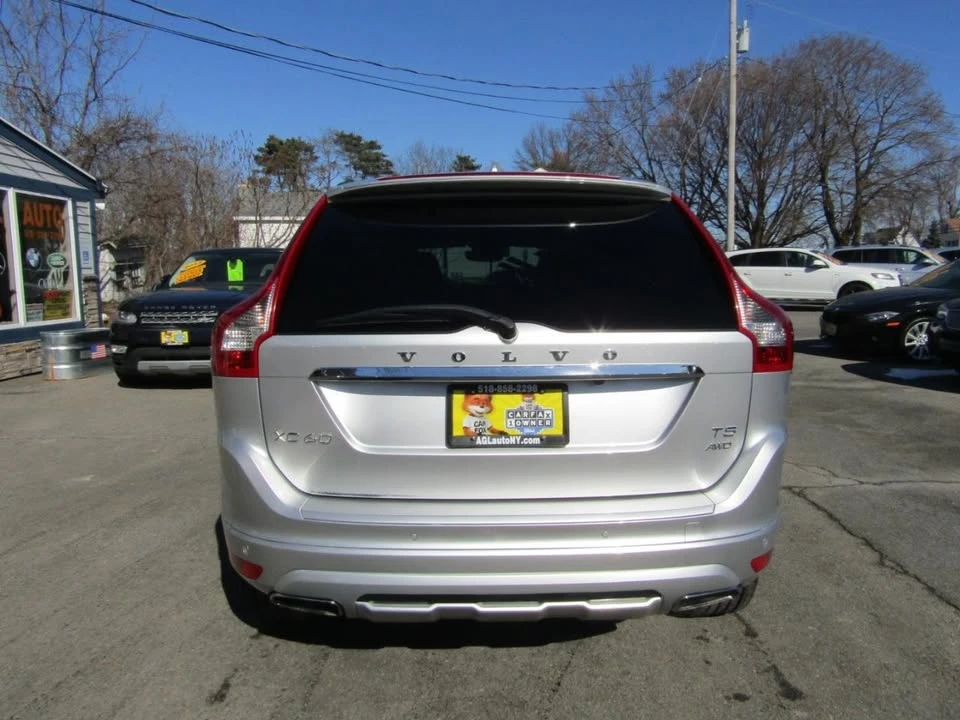 2017 Volvo XC60 1st Gen - Image 4 of 20