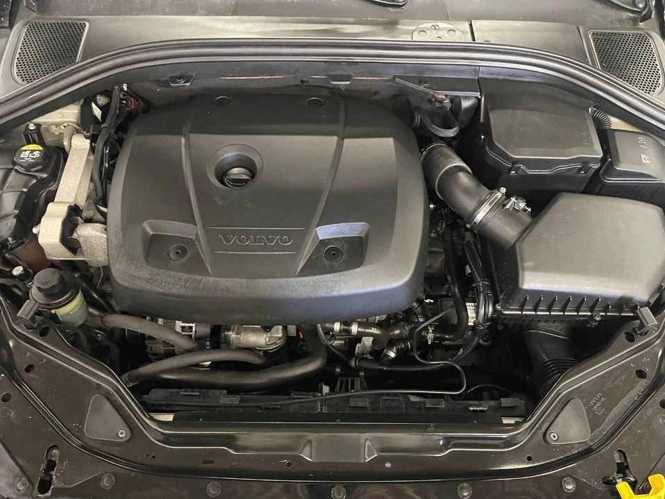 2017 Volvo XC60 1st Gen - Image 4 of 20