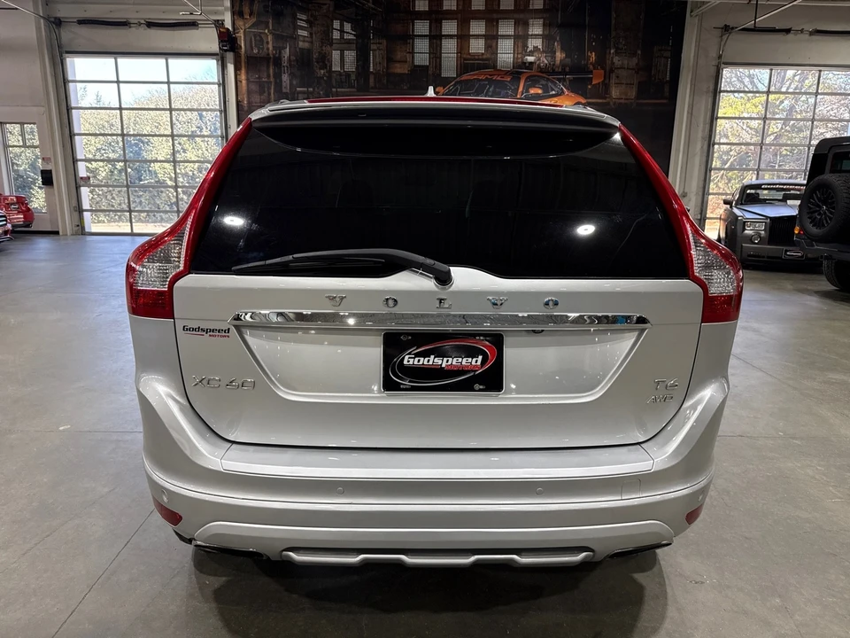 2017 Volvo XC60 1st Gen - Image 6 of 12