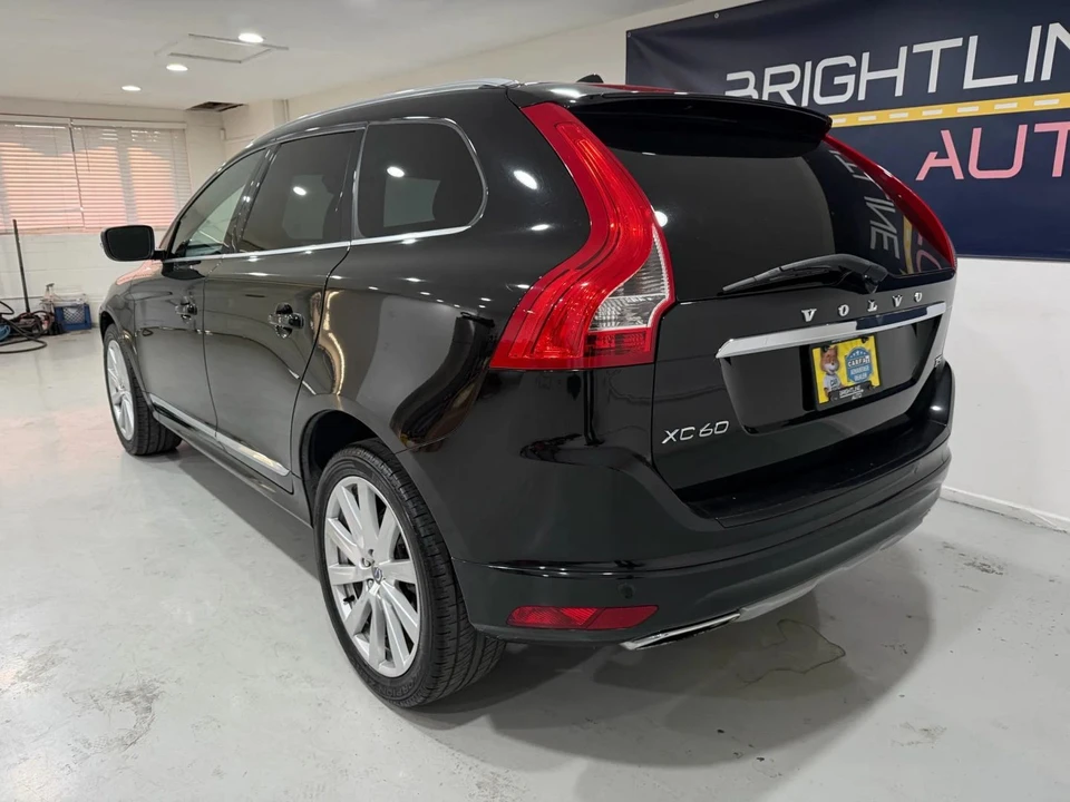 2017 Volvo XC60 1st Gen - Image 3 of 16