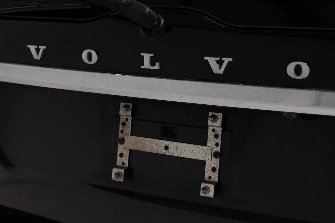 2017 Volvo XC60 1st Gen - Image 18 of 21