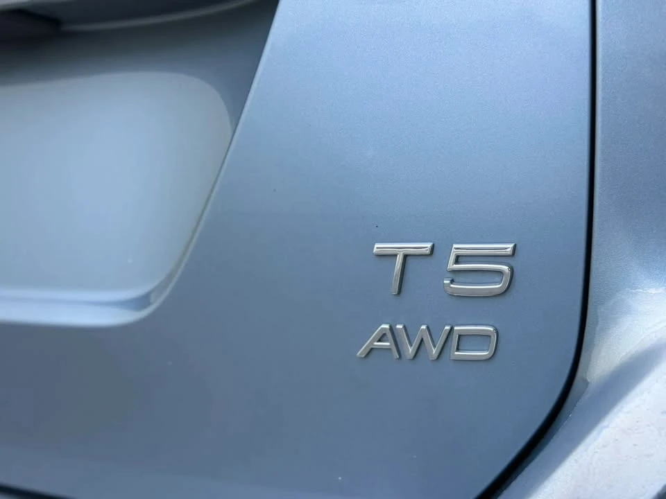 2017 Volvo XC60 1st Gen - Image 15 of 20