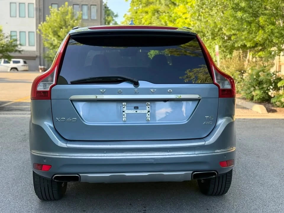 2017 Volvo XC60 1st Gen - Image 8 of 20