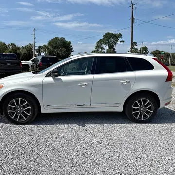 2017 Volvo XC60 T6 Dynamic