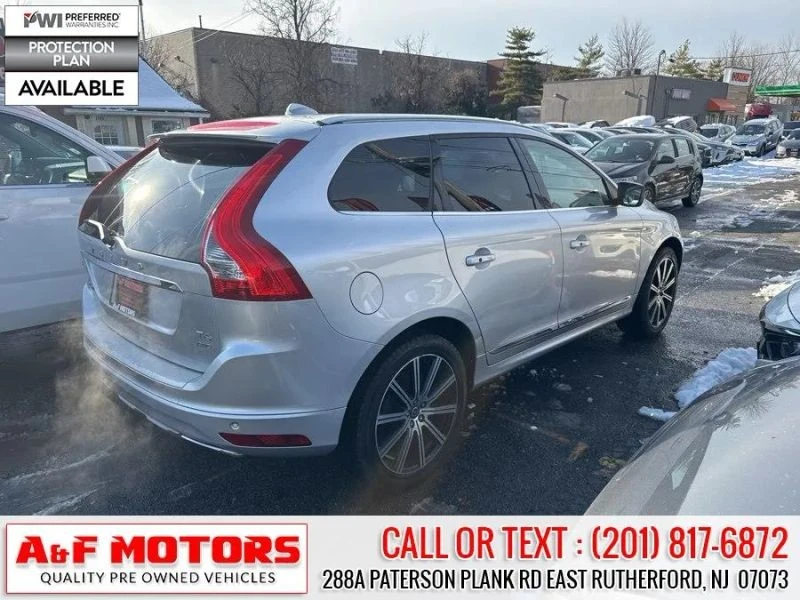 2017 Volvo XC60 1st Gen - Image 7 of 12