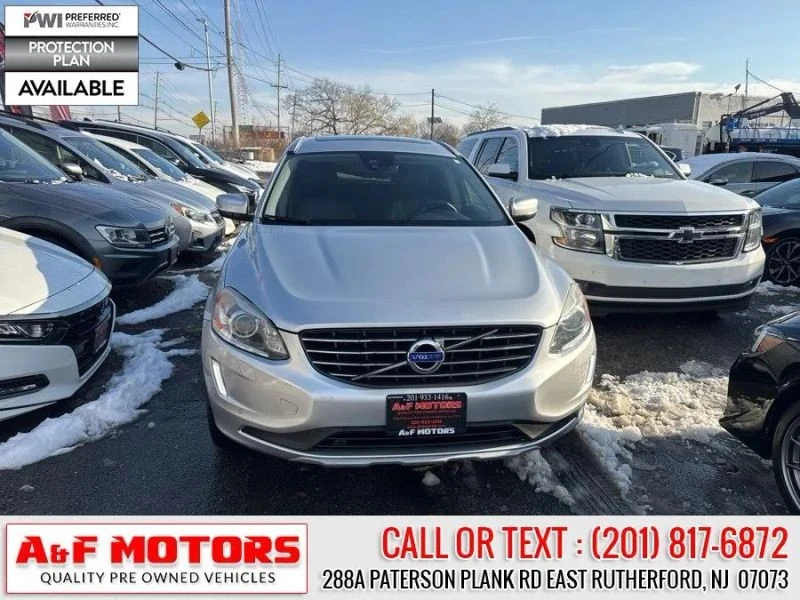 2017 Volvo XC60 1st Gen - Image 4 of 12