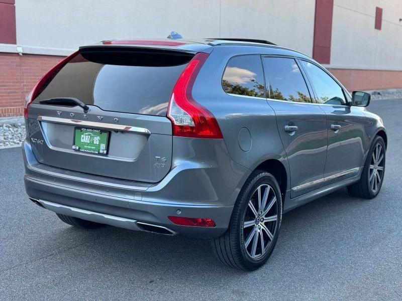 2017 Volvo XC60 1st Gen - Image 5 of 12