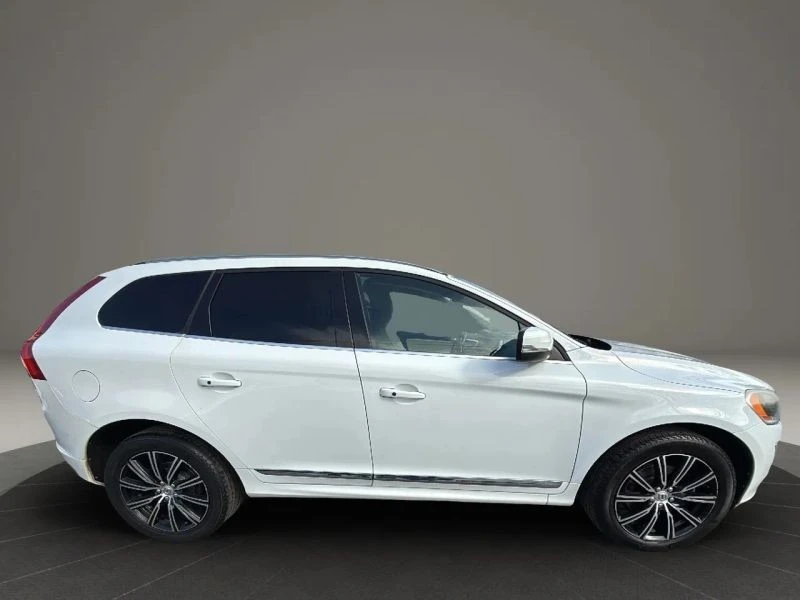 2017 Volvo XC60 1st Gen - Image 4 of 12