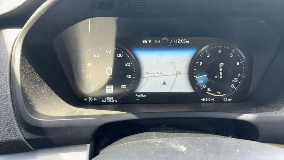 2017 Volvo XC90 2nd Gen - Image 11 of 16