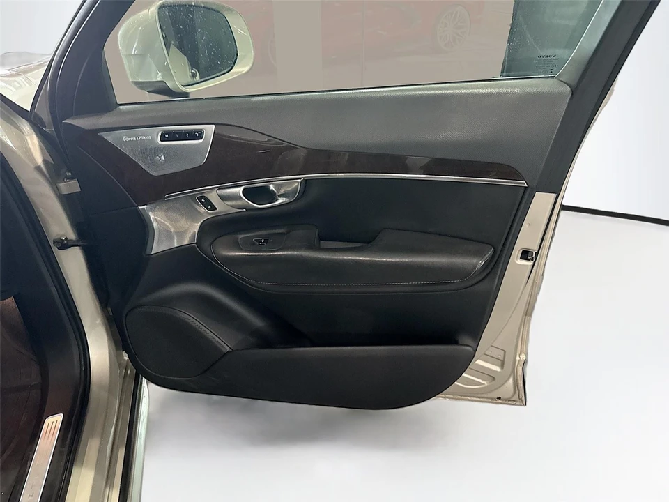 2017 Volvo XC90 2nd Gen - Image 16 of 16