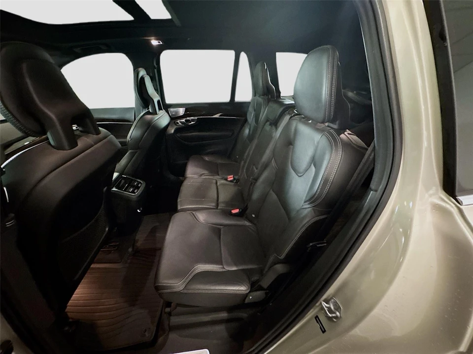 2017 Volvo XC90 2nd Gen - Image 12 of 16