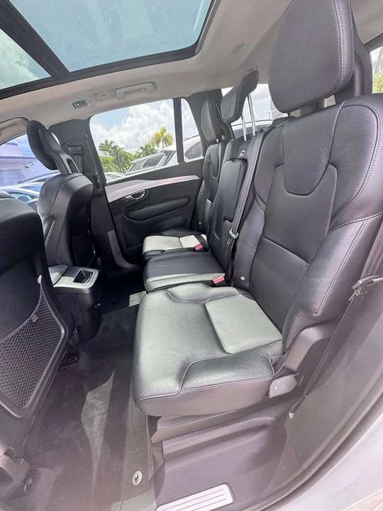 2017 Volvo XC90 2nd Gen - Image 11 of 16