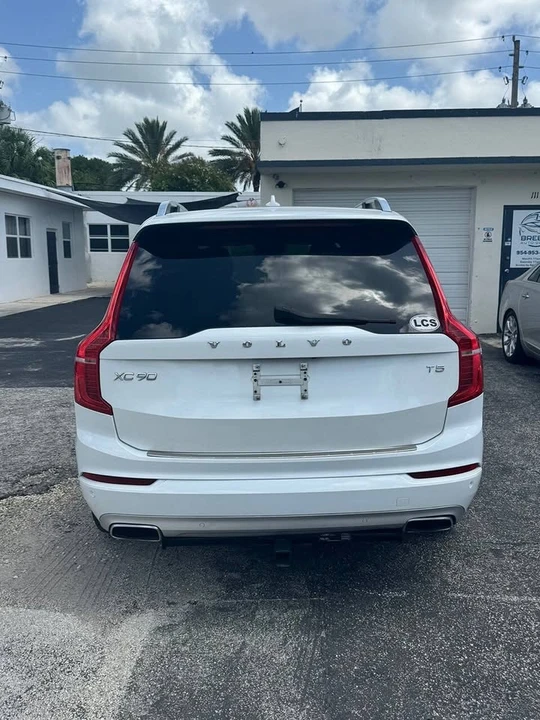 2017 Volvo XC90 2nd Gen - Image 5 of 16