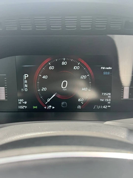 2017 Volvo XC90 2nd Gen - Image 14 of 16