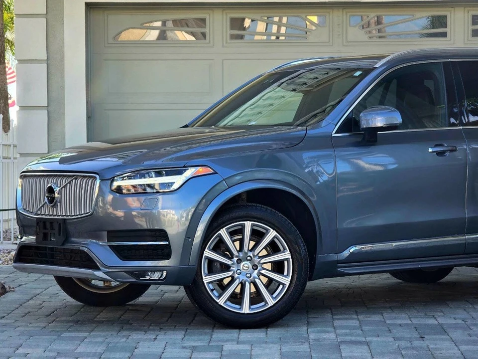 2017 Volvo XC90 2nd Gen - Image 2 of 21