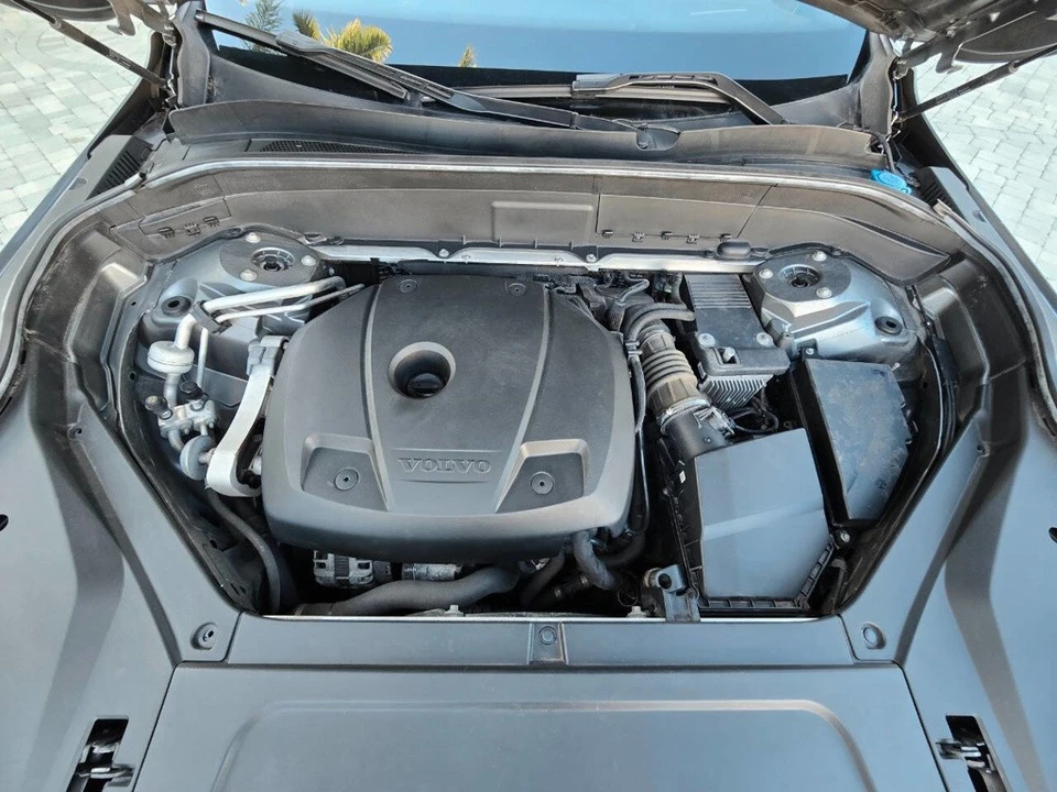 2017 Volvo XC90 2nd Gen - Image 8 of 21