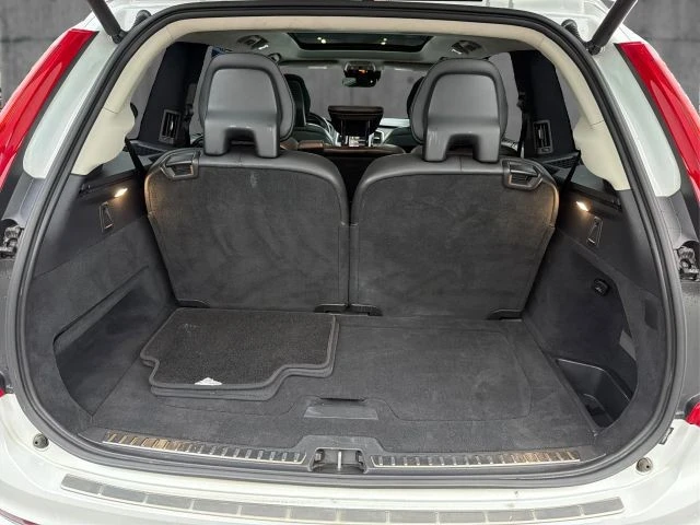 2017 Volvo XC90 2nd Gen - Image 13 of 23