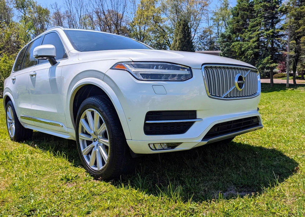 2017 Volvo XC90 2nd Gen - Image 16 of 31