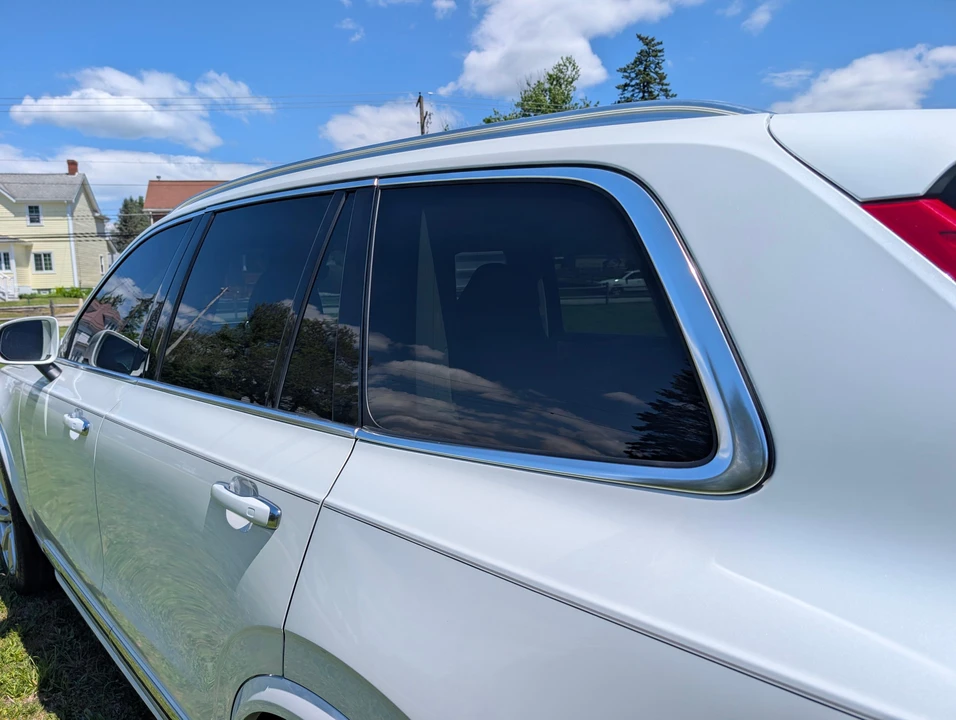 2017 Volvo XC90 2nd Gen - Image 25 of 31
