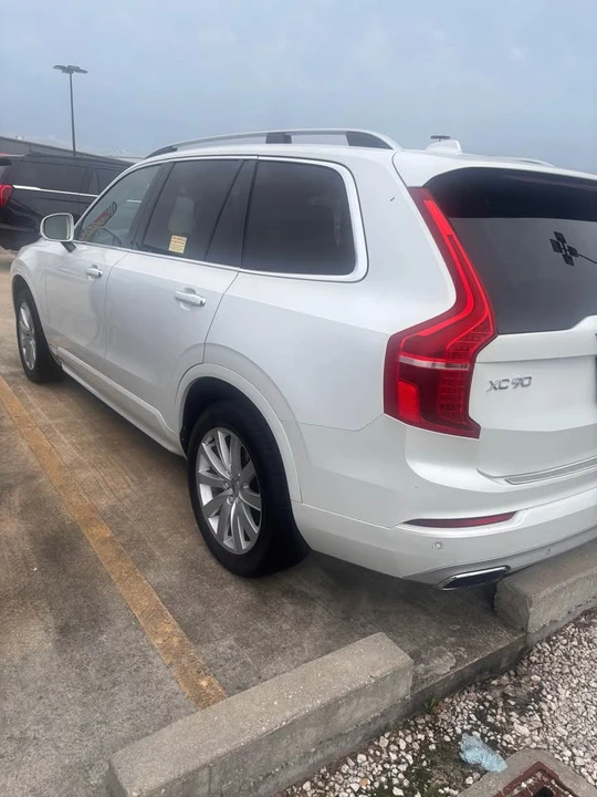 2017 Volvo XC90 2nd Gen - Image 5 of 13