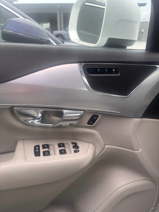 2017 Volvo XC90 2nd Gen - Image 11 of 13