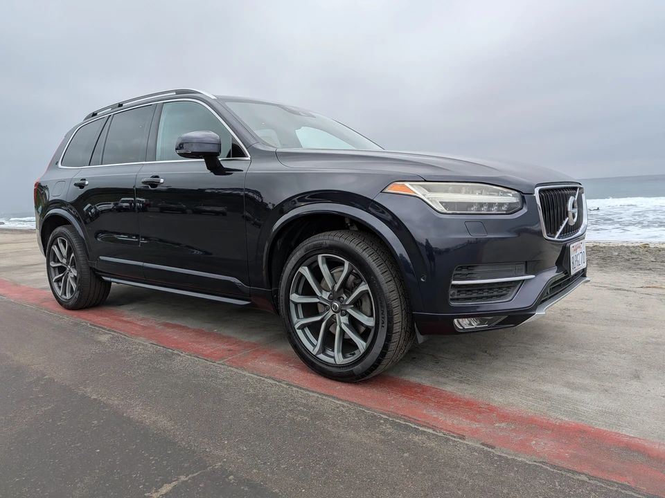 2017 Volvo XC90 2nd Gen - Image 14 of 31