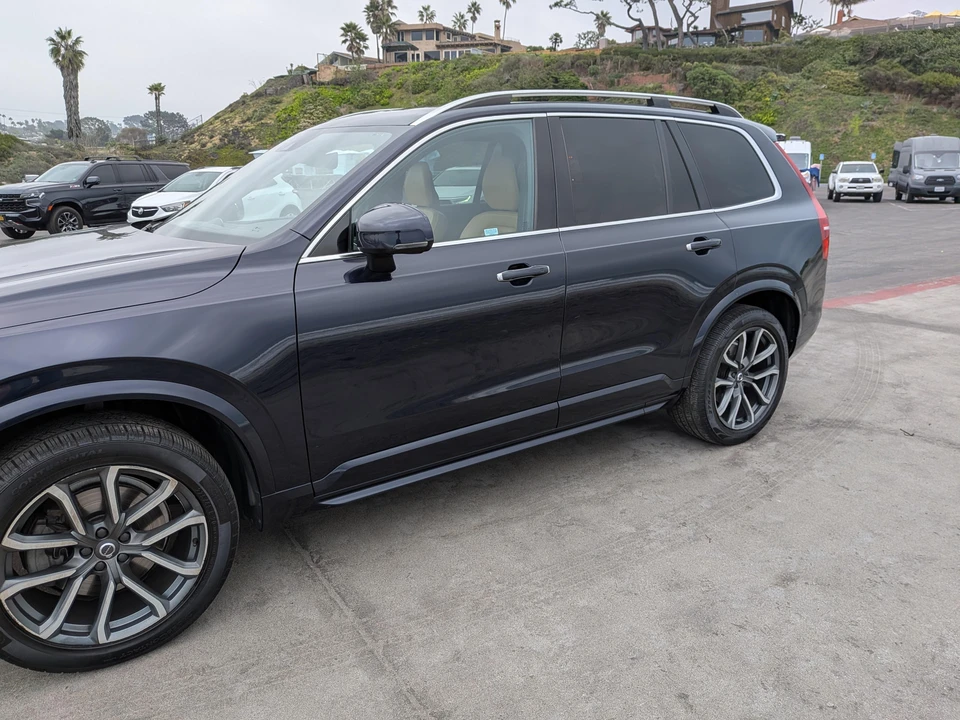 2017 Volvo XC90 2nd Gen - Image 19 of 31