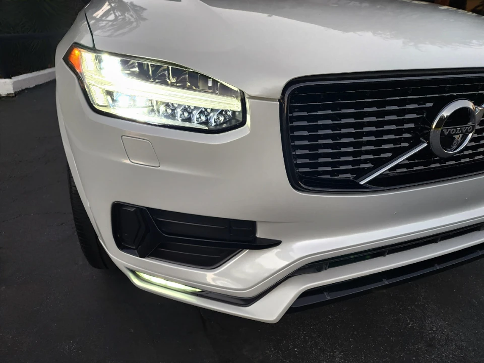 2017 Volvo XC90 2nd Gen - Image 14 of 31