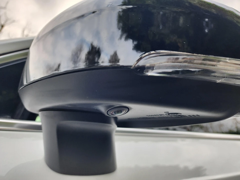 2017 Volvo XC90 2nd Gen - Image 25 of 31