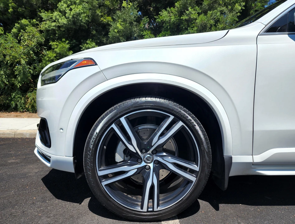 2017 Volvo XC90 2nd Gen - Image 23 of 31